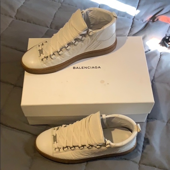 Balenciagas Arena High Gum - Picture 2 of 6